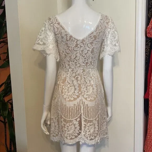 Lulus Pearson White Lace Short Sleeve Dress Size Small - Picture 9 of 16